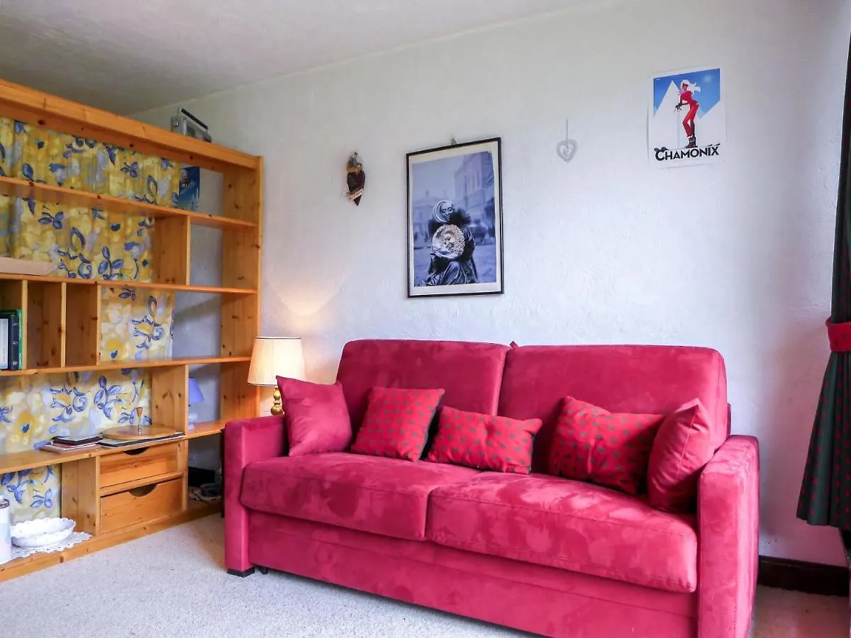 Apartment Les Pecles By Interhome Chamonix